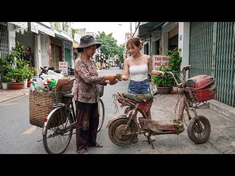 The girl bought and completely restored an electric bicycle from a woman who sold scrap metal