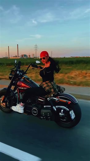 #bagger #chopper #harleydavison #indianmotorcycles