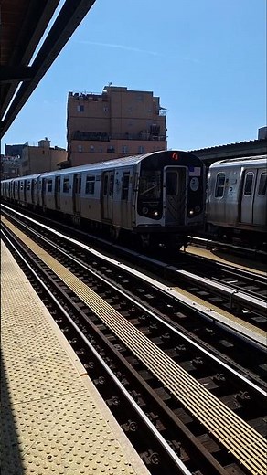 NYC Subway - J Trains at Lorimer St