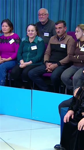 Flora xanım nəvəsini öpməyə qoymadı / Bizimləsən