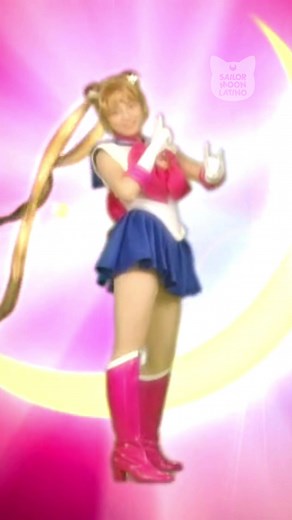 🌙PGSM: Transformación Sailor Moon “Live Action” 😻💖 . . #sailormoon #sailormoonlatino #sailormoon90s #sailormooncrystal #sailormooneternal #lqbtq #animechile #sailormooncollection #sailormoonfans #sailormercury #sailormars #sailorjupiter #sailorvenus #tuxedomask #sailorchibimoon #sailoruranus #sailorneptune #sailorpluto #sailorsaturn #parati