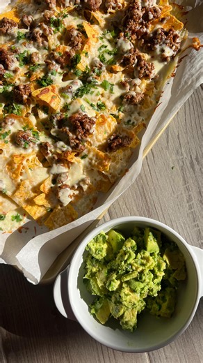 Shey Nascimento Hutzler on Instagram: "everything I made for the bad bunny concert🪽"