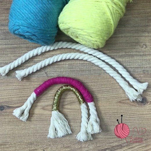 You will love this keychain - so easy and cheap for the macrame beginners #keychain #macrame #macramebeginners | Knitting Fashion