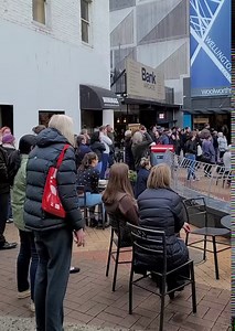 10K views · 342 reactions | Watch the moment Hobartians discovered Tasmanian Ariarne Titmus had WON in the Tokyo Olympics this afternoon at the Optus live Olympic screening outside Hobart’s Wellington Centre!  The Optus Truck will be in Wellington Court (near Woolworths in the CBD and just behind the Hobart Optus Store) for the duration of the games, screening live action daily between 8 AM and 6 PM. | Pulse Tasmania | Facebook