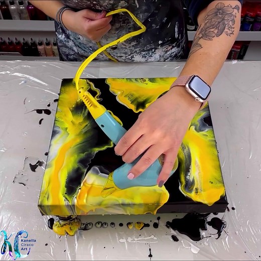 Sunny Yellow Acrylic Painting Tutorial by Kanella Ciraco