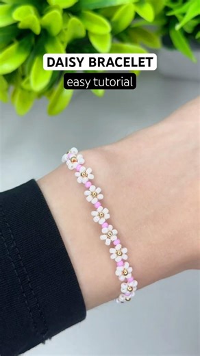How to make daisy bracelet with beads🌸 #braceletmaking #beadedbracelet #diybracelet #beading