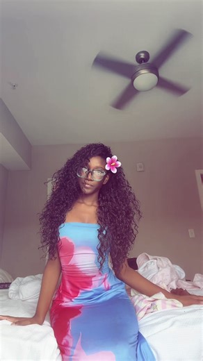 .adeola._ (@.adeola._)’s videos with original sound - .adeola._