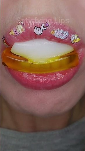 ASMR Satisfying Eating! Do You Prefer Books Or Movies #asmr #oddlysatisfying #satisfyinglips