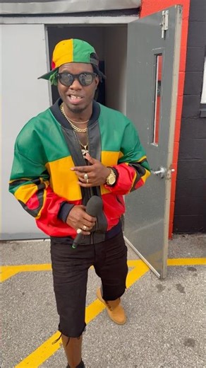 The first ever 90s theme #poptheballoon 😬 did I understand the assignment? 👀🔥 #fashion #90s