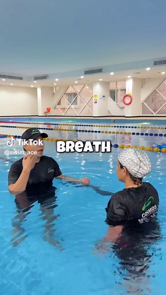 Take the first step to water confidence with the front float! 🏊‍♀️ Perfect for beginners, and you can learn it in the comfort of your home pool. 🏡 Book your private adult swim class today and start your journey to becoming a confident swimmer! 🌊💪 #PrivateSwimLessons #AdultSwimClasses #LearnToSwim #SwimAtHome #Dubai