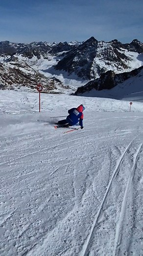 253 reactions | First run in new season朗 #skiing #mountains Piotrek Bogusz PM Sport Dynastar JMP sportswear Klub Sportowy KN Lider Kraków Szkoła Narciarska Lider | Ania Nowak | Facebook