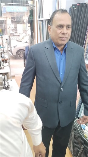 How To Wear a Perfect Blazer | Blazer Fitting on Customer | Tailor Made Blazer Styling Tips