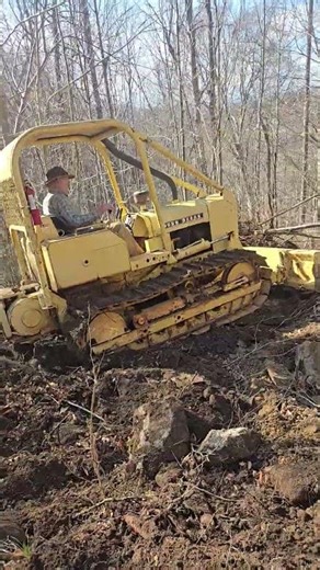 jd 350 dozer working