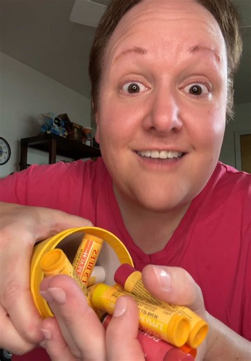 Burt’s Bees Mega Balm Set: Lip Care Kit