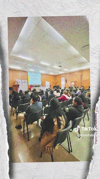 🎥 ¡Te acompañamos en todos los momentos de la vida, hoy con el Subsidio al Desempleo cerramos brechas! Este video recoge los principales logros del 2025 desde el MPC, evidenciando cómo Comfaboy ha impactado positivamente a miles de familias boyacenses en su momento más difícil. 📲 Dale 💙 y comparte este video en tus redes, queremos contarle al mundo nuestro compromiso con las diferentes oportunidades reales a quienes más lo necesitan.
