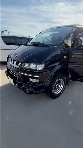 2004 Mitsubishi Delica Space Gear 4WD V6 Chamonix 8-Seater | 95,526 km | UniBee Australia