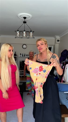 Mükremin Gezgin | Donumu sizce atıyım mı??? BEYEFENDİ KIZIYOR? Kızlar akıl verin🥹🙏 | Instagram