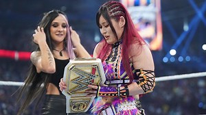 IYO SKY cashes in to become WWE Women’s Champion: SummerSlam 2023 Highlights