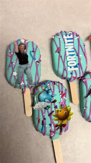 HappyHappyGal CakePops: Delights for Fortnite Fans