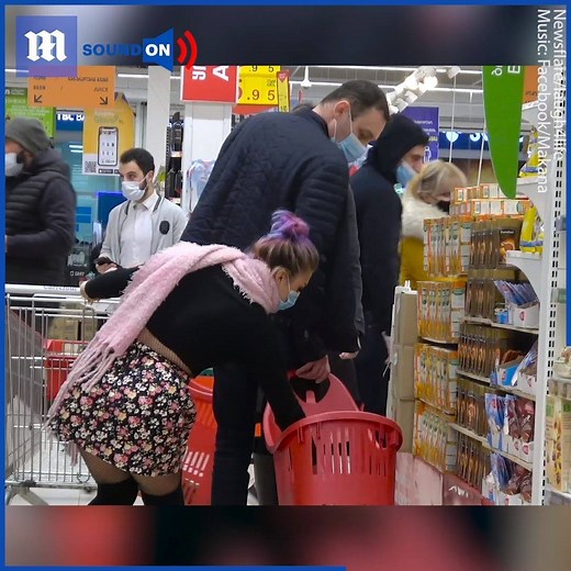 67K views · 186 reactions | This woman is pranking people by stealing their groceries!  via Newsflare | Daily Mail Video | Facebook