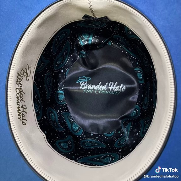 Excited to introduce our new exclusive felt hats! ✨These colors are prefect for fall and winter🤩 Explore the stunning new colors and order yours today at https://brandedhalohatco.com/collections/custom-felt 🤠 #customhats #westernfashion #nfrfashion #felthat #hatmaker #cowboyhat #cowgirlhat #newarrival #brandedhalo