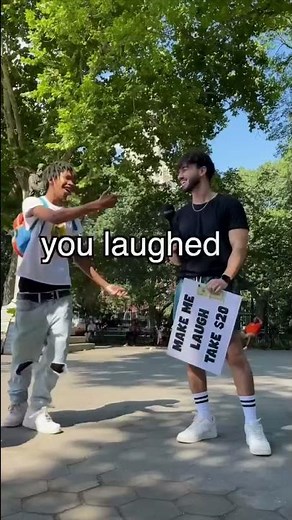 They pantsed their friend 🤣