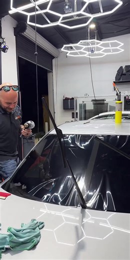Shady vs Traveling Tinter: Heat Gun Showdown