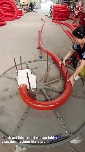 Folding a suction machine like a pro! | Boutique Jeff