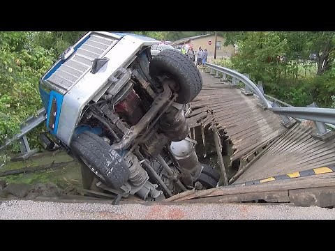 Ultimate Best 20+ Truck & Car Funny Fails Compilation 2023 - Dangerous Interest Moment Truck Crash