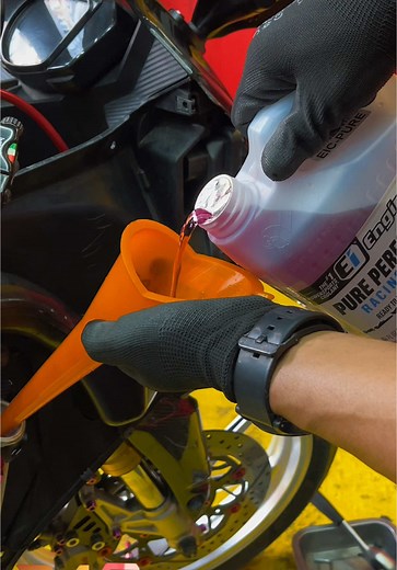 Enhance Engine Performance with Engine Ice Radiator Coolant