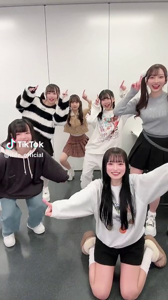 全身ver.も踊ってみてね🕺‪‪❤︎‬#キスハグ侵略者 #ilife