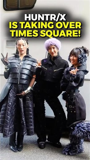 HUNTR/X + Times Square = Wild New Year's Eve #biasnotes #huntrix #kpopdemonhunters #lesserafim