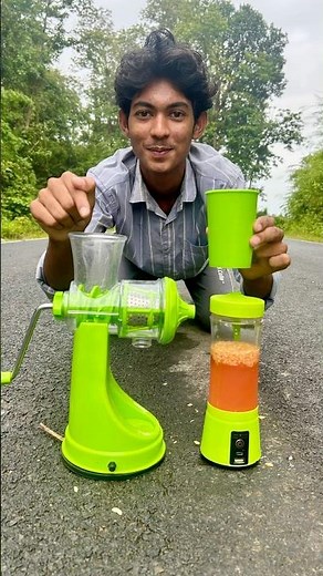 Hand Juicer vs Portable Blender 2 Ta Juicer Machine🥤#shorts