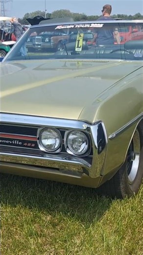 Pontiac Bonneville convertible let the sunshine in hot rod power tour