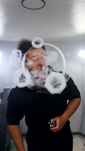 Crazy Vape tricks With Voopoo DRAG 6 🤯