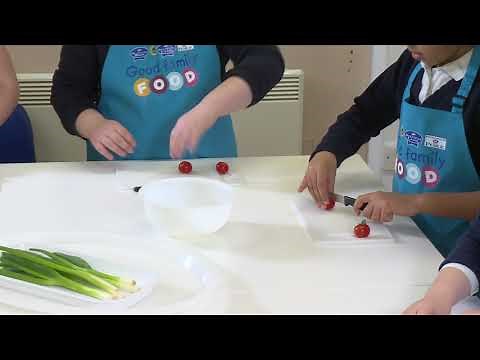 Good Food Skills: First level - Bridge and Claw