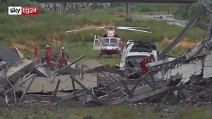 52K views · 145 reactions | Il Ponte Morandi, inaugurato nel 1967, era considerato da alcuni un "ponte malato". Ecco la storia della struttura crollata ieri ⬇️ | Sky tg24 | Facebook