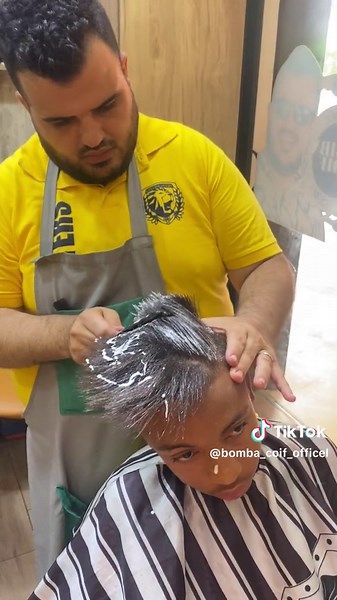 أفرحولي بالفيديو جامات و كومنتارات باش ديما نودكم بالجديد.. 🛑 PROMOTION CHEZ BOMBA COIF 🔥 حجامة ✂️✂️ Proteine Mask💪#caviar 69d 🙏🏼 Ajouter Instagram bomba coif et pnda coif tik tok bomba coif & @panda coif🐼🐼🐼🐼✂️💈💈💈