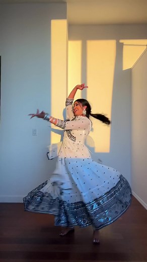 Classical Bollywood Dance: Chennai Express Titli Song