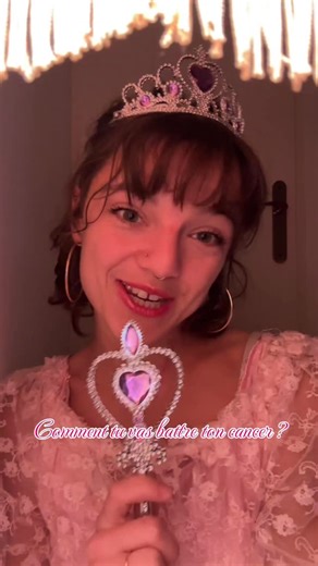 Emma K on Instagram: "Aujourd’hui c’est la journée mondiale de lutte contre le cancer. Du coup je vous donne mon secret pour lui montrer qui c’est qui commande ici. Le traitement princesse … également appelée… ✨princess treatment✨ Parce qu’on ne merite pas moins que le meilleur. #slaysouscancer #cancer #baddie #luttecontrelecancer #chenapan"