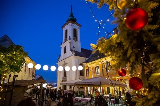 The most beautiful Hungarian towns to visit during Christmas