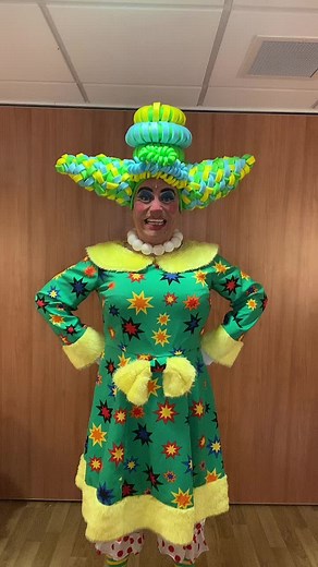Meet Fanny Annie: The Ugly Sister! #Pantomime Preview