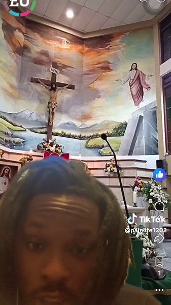 Catholic priest struck and killed by Jesus on cross statue during sermon – viral claim