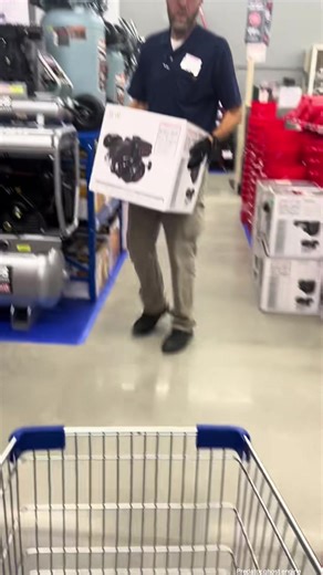 Today we got lots of more predator ghost engines 212cc for our crafts. We are striving to fulfill high demand from our customers this holiday period… Still tuned for more craft posting on our page. We accept inshop pickup and nationwide delivery within the states. With all documents processed for the order.. #3wheeler #minibike #predator212 #minitrike #minimoto