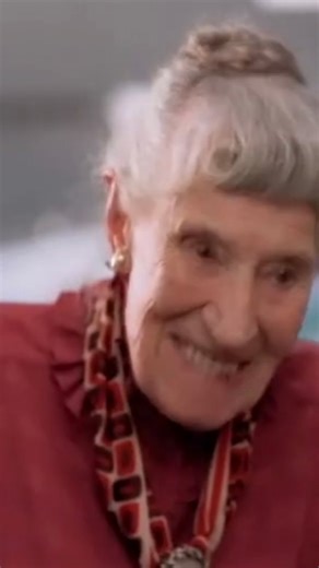 English COT on Instagram: "🫣🫣 💡Learn English fluently 🔥 💡 Teach English comprehension 🔥 💡Master your English skills ❤️ #english #contentcreator #reels #instagram #learning #speaking #speaking #teaching #communication #usa #oxford #dubaï #germany #languages #reelsinstagram #ieltspreparation #ieltstips #businessdevelopment #marketingstrategy #fyp #viralreels #followers"