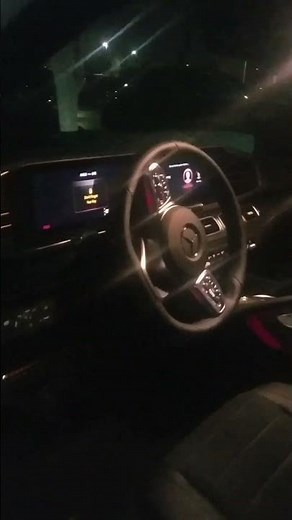 New Mercedes Benz Luxury SUV Ground Light LED Logo Projector (Quick Interior Look at Night)