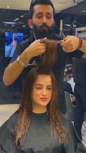 Hairstyle & Cut ✂️😍 Reels 724 #hairsalon #hair #hairstyle #haircut #hairstylist #haircolor #salon #beauty #color #fashion | Diana Owens