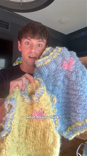 PHOTO DAY JUMPERS PART 2 💛🩵