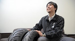 開発者に聞くブリヂストンの新スポーツツーリングタイヤ『T31』とは？ 特集記事＆最新情報 - モトRIDE
