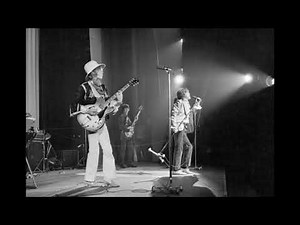 The Rolling Stones - Get Off of My Cloud / Yesterday's Papers Live at L'Olympia, 1967